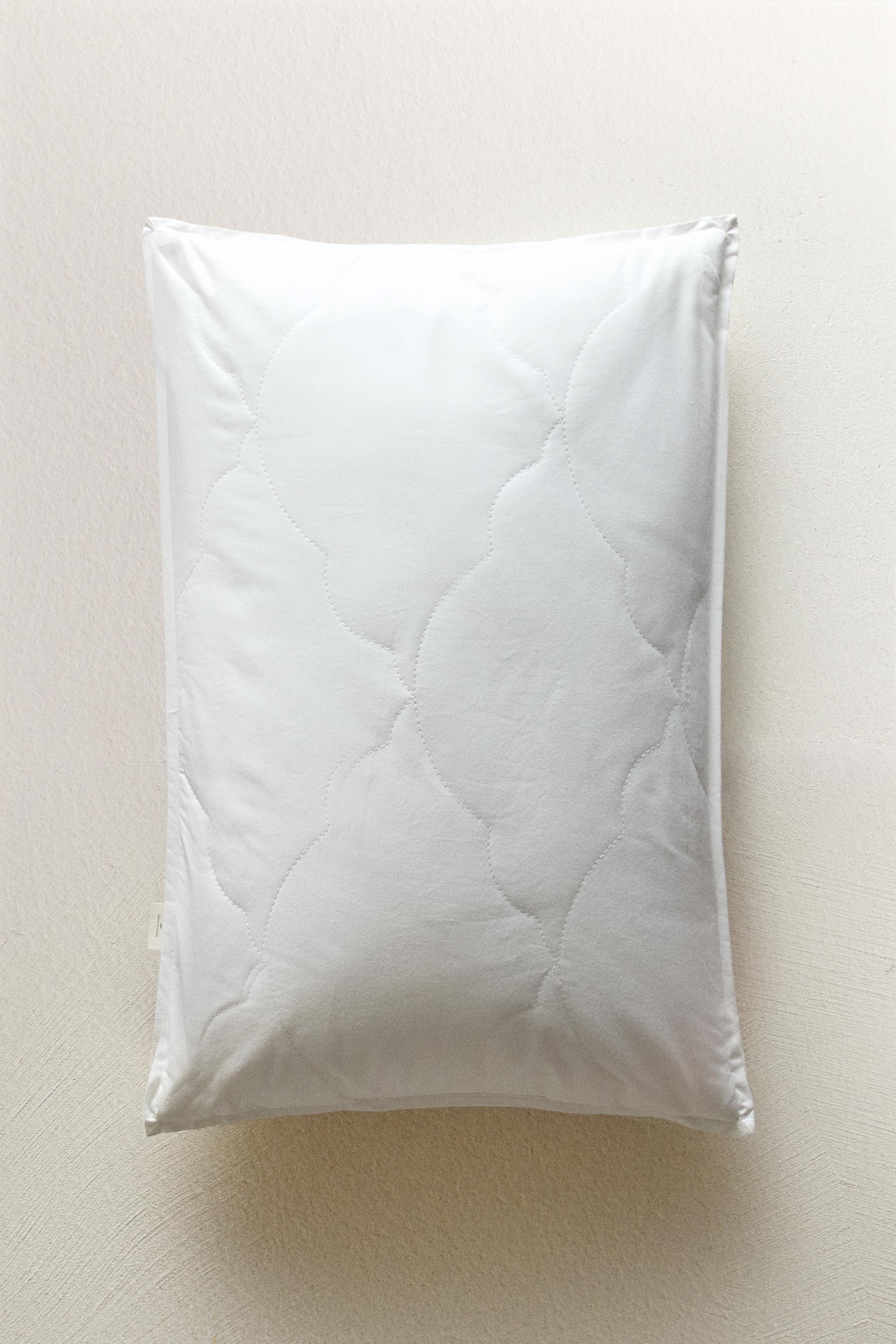 OREILLER ENFANT FIBRE MATELASSÉE EFFET DOUX